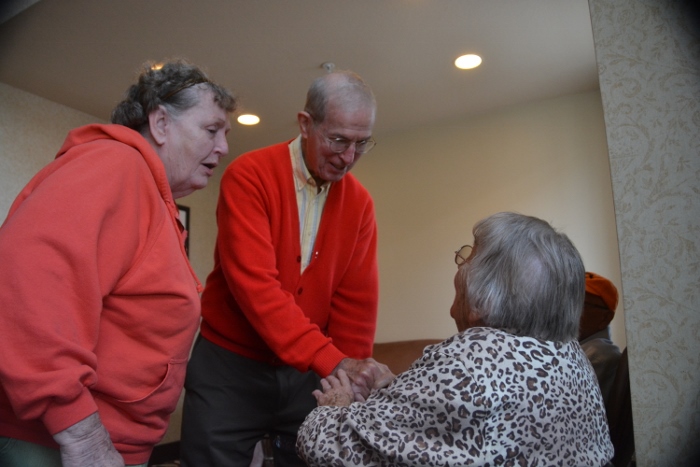 Al greeting Evelyn